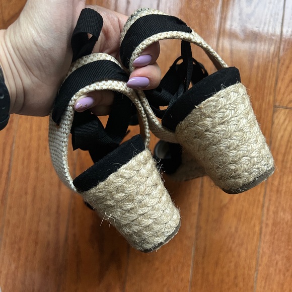 vionic shoes espadrilles - Picture 2 of 5